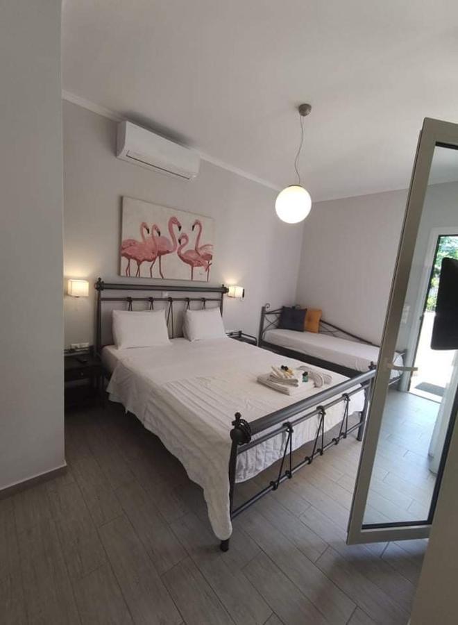 Tsoutis Rooms Almiropotamos Bagian luar foto