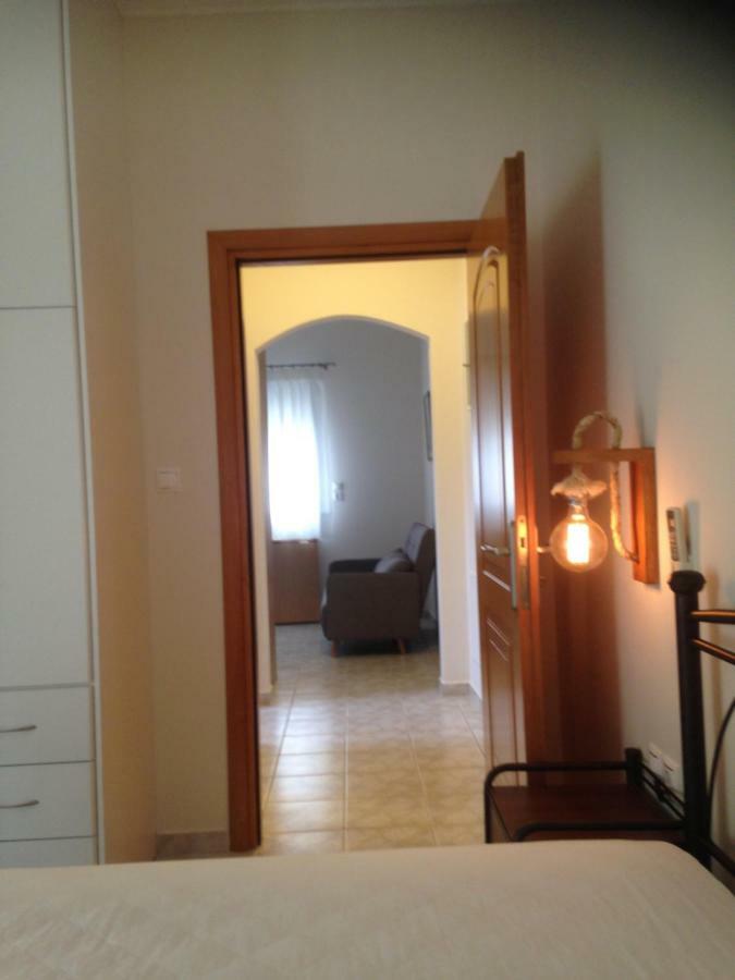 Tsoutis Rooms Almiropotamos Bagian luar foto